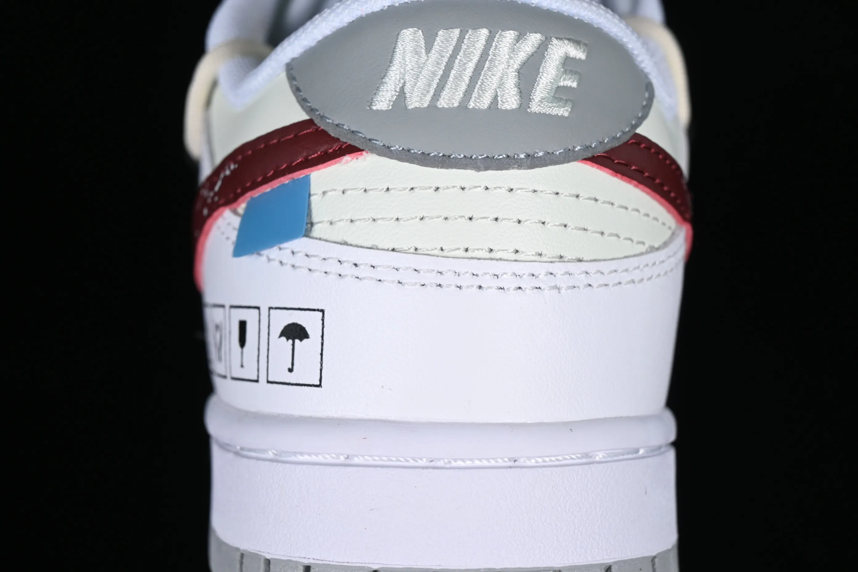 All Categories Nk SB Dunk Series Nk SB Dunk Low Low-top sneakers Nk Dunk Low Travel high-street style SB strappy low-top casual sneakers DH9765-102